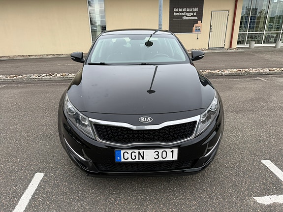 Kia Optima 2 of 11