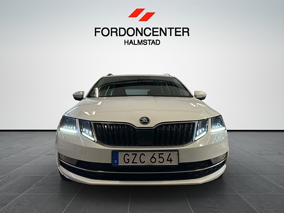 Skoda Octavia 2 of 24