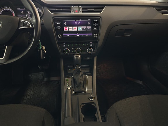 Skoda Octavia 14 of 24