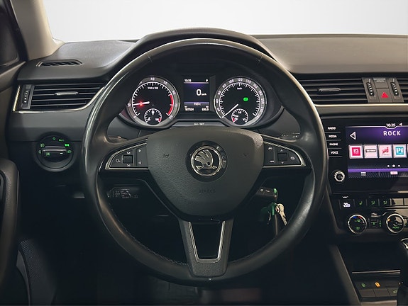 Skoda Octavia 11 of 24