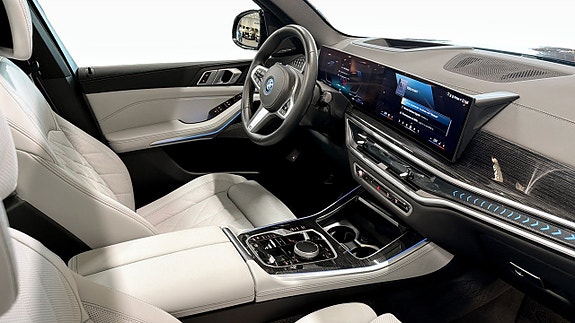 BMW X5 3 of 15