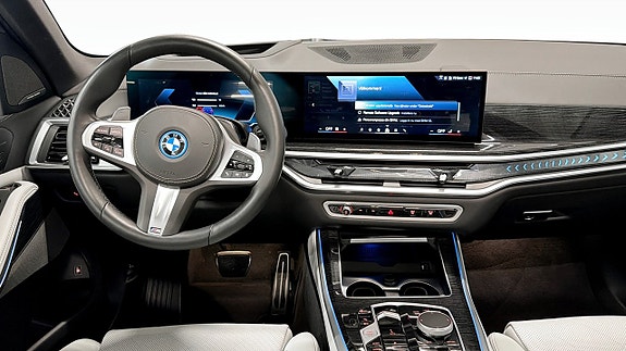 BMW X5 4 of 15