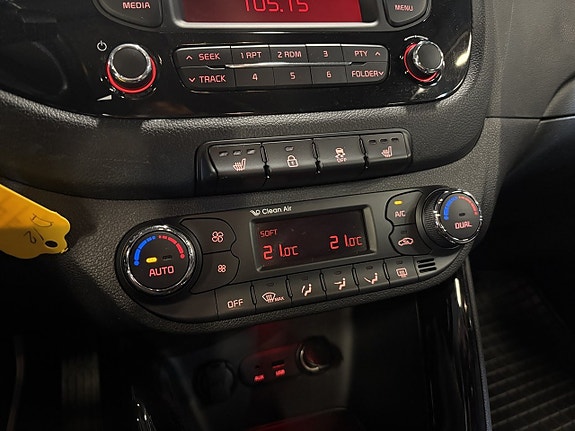 Kia Ceed 12 of 21