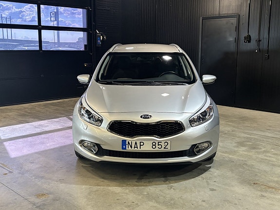 Kia Ceed 2 of 21
