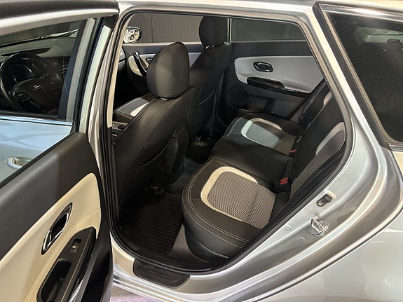 Kia Ceed 19 of 21