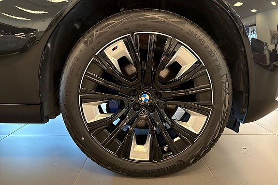 BMW X3 13 of 19