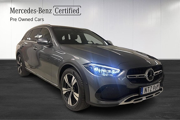 Mercedes-Benz CLA180 d 2 of 22