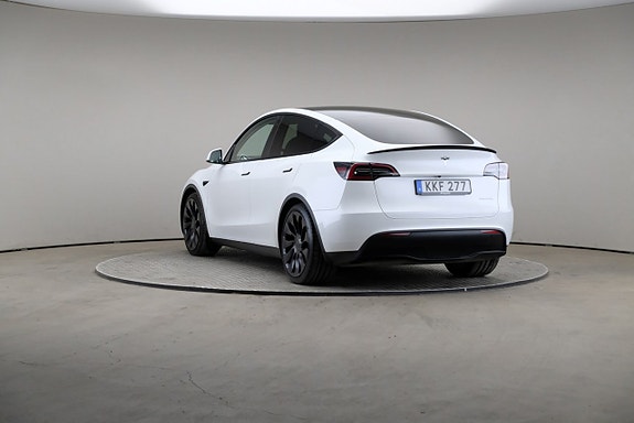 Tesla Model Y 2 of 26
