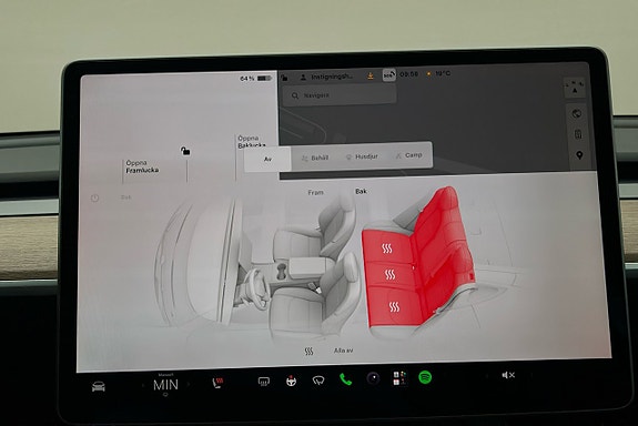 Tesla Model Y 20 of 26