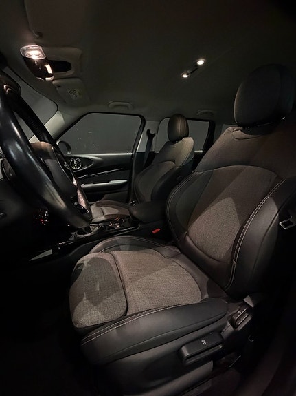 MINI Clubman Cooper D 11 of 16