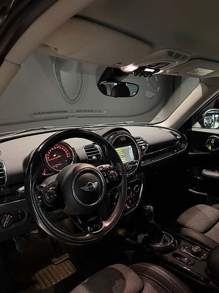 MINI Clubman Cooper D 12 of 16