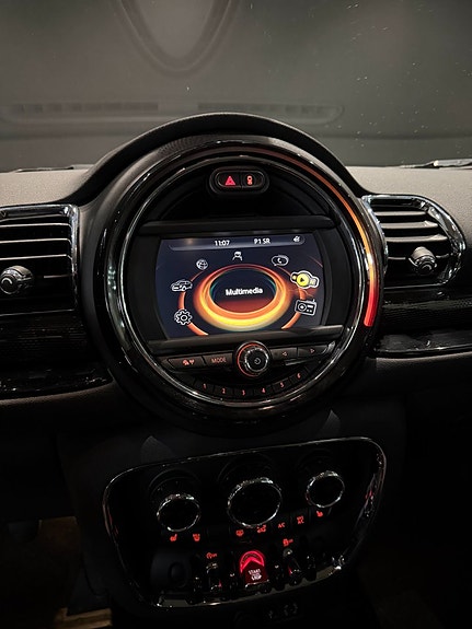 MINI Clubman Cooper D 15 of 16