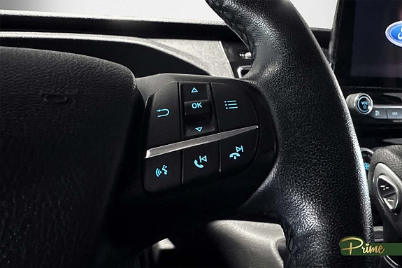 Ford Transit Custom 12 of 15