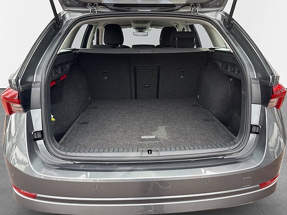 Skoda Octavia 7 of 15