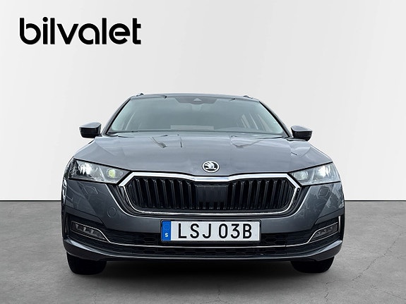 Skoda Octavia 2 of 15