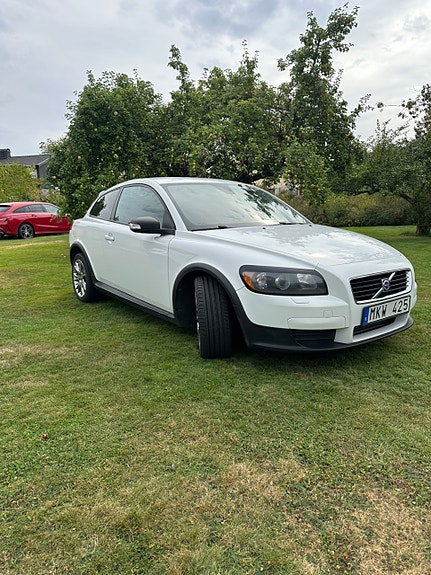Volvo C30 3 of 3