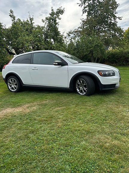 Volvo C30 2 of 3