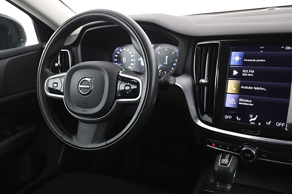 Volvo V60 Cross Country 13 of 30