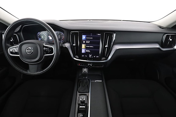 Volvo V60 Cross Country 12 of 30