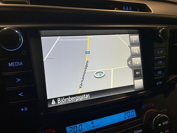 Toyota RAV4 14 of 20