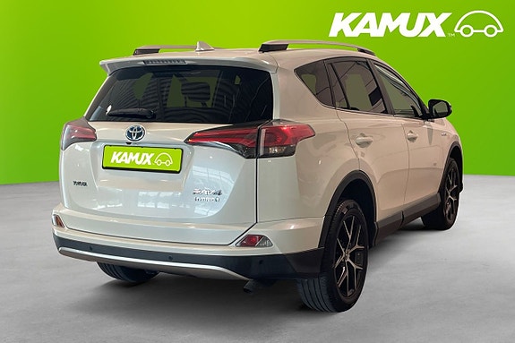 Toyota RAV4 4 of 20