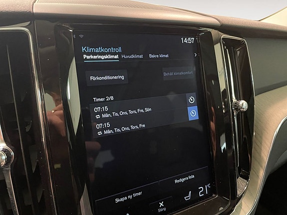 Volvo XC60 15 of 24