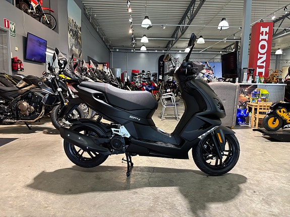 Peugeot Speedfight 4 Mad Black #Endast 47 mil# 2 of 12