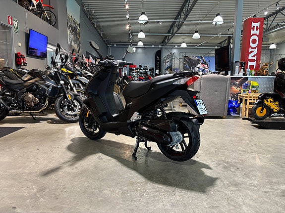 Peugeot Speedfight 4 Mad Black #Endast 47 mil# 4 of 12