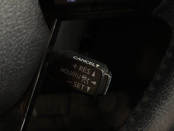 Toyota HiLux 25 of 26