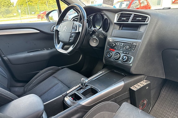 Citroen C4 14 of 17