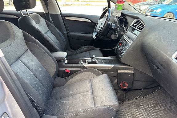Citroen C4 13 of 17