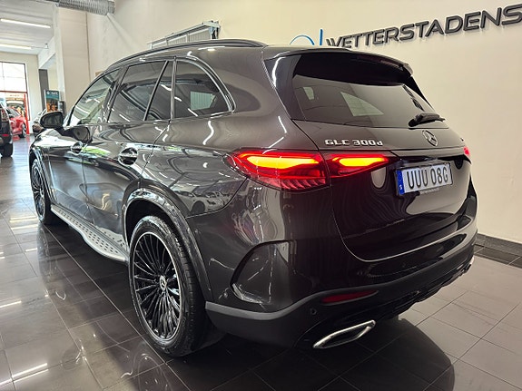 Mercedes-Benz GLC300 d 8 of 23