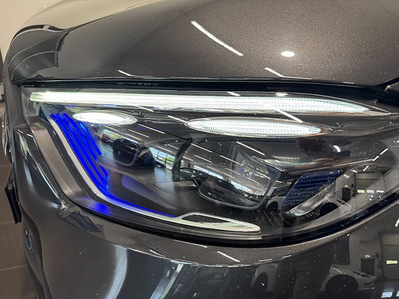 Mercedes-Benz GLC300 d 18 of 23