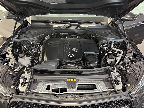 Mercedes-Benz GLC300 d 23 of 23