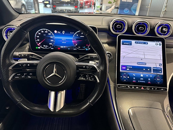 Mercedes-Benz GLC300 d 11 of 23