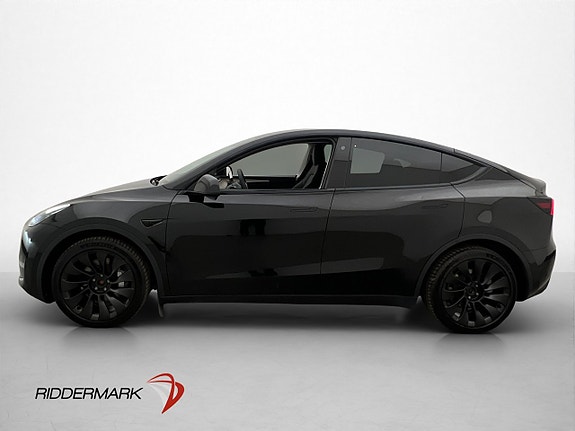 Tesla Model Y 5 of 30