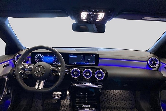Mercedes-Benz CLA200 7 of 18