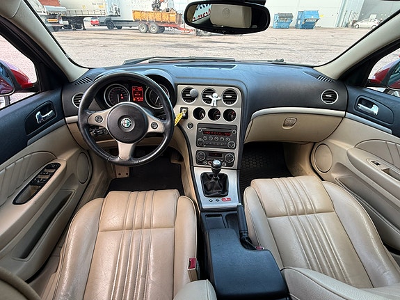 Alfa Romeo 159 6 of 10