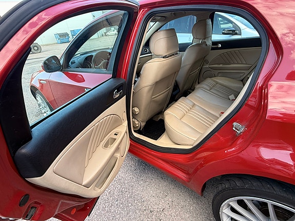 Alfa Romeo 159 8 of 10