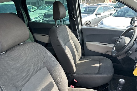 Dacia Lodgy 14 of 17