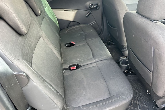 Dacia Lodgy 16 of 17