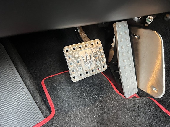 Maserati GranTurismo 17 of 19