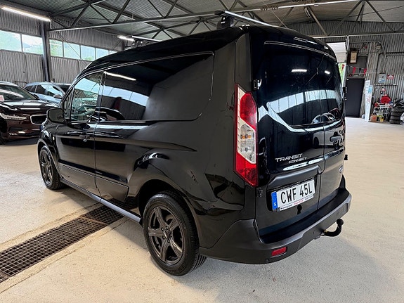 Ford Transit Connect 3 of 16