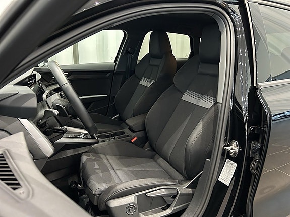 Audi A3 6 of 27