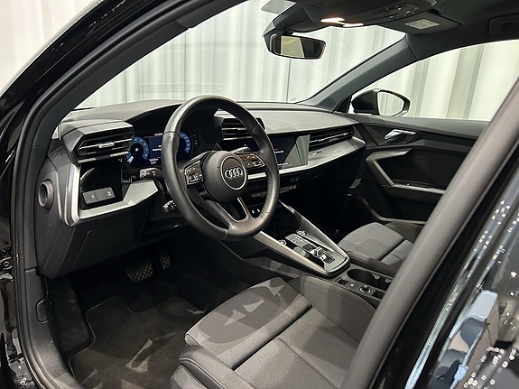 Audi A3 8 of 27
