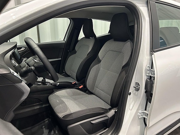 Renault Clio 6 of 15