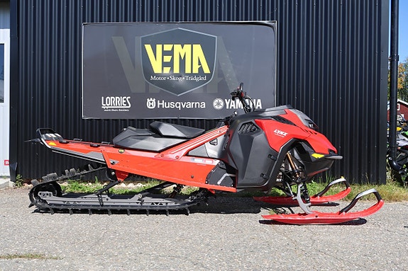 Lynx SHREDDER DS 850 E-TEC 3900 -23