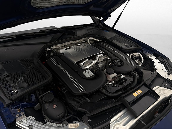 Mercedes-Benz AMG C63 S 10 of 30