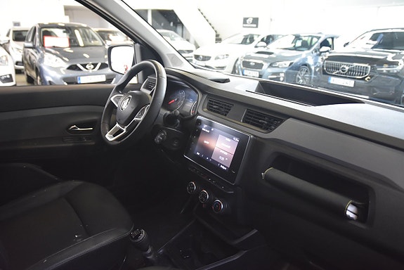 Renault Kangoo Express 9 of 14