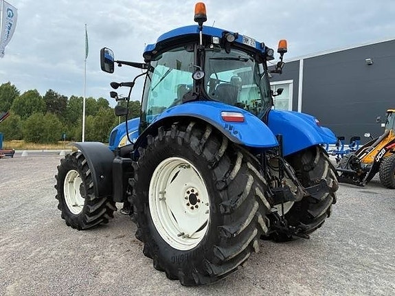 New Holland T 6070 Elite 5 of 10